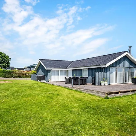 Prázdninový dům Stunning In *