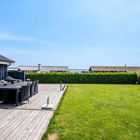 Stunning In Tatil Evi Fåborg